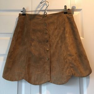Button up scalloped skirt. Size small.